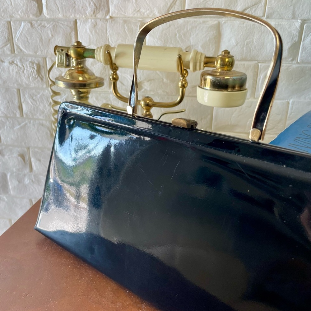 Vintage 1960s Bobbie Jerome Black Patent Leather Metal Top Handle Evening Bag - Picture 4 of 8